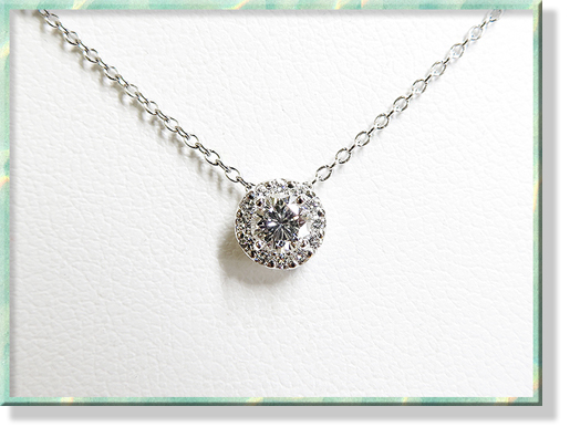 ダイヤ取巻きネックレス