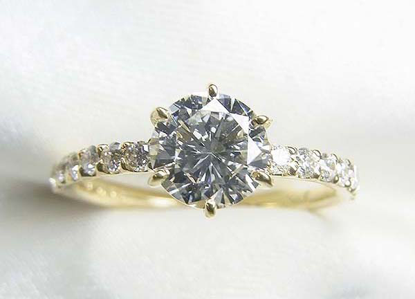 ガラコの父&ガラコの母様　エンゲージリングリング"